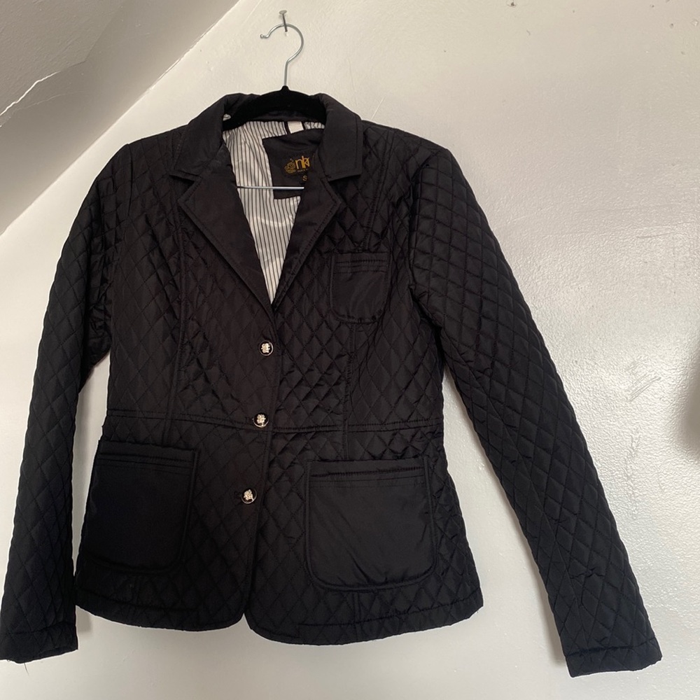 Beautiful black shorts coat perfect for any occasion